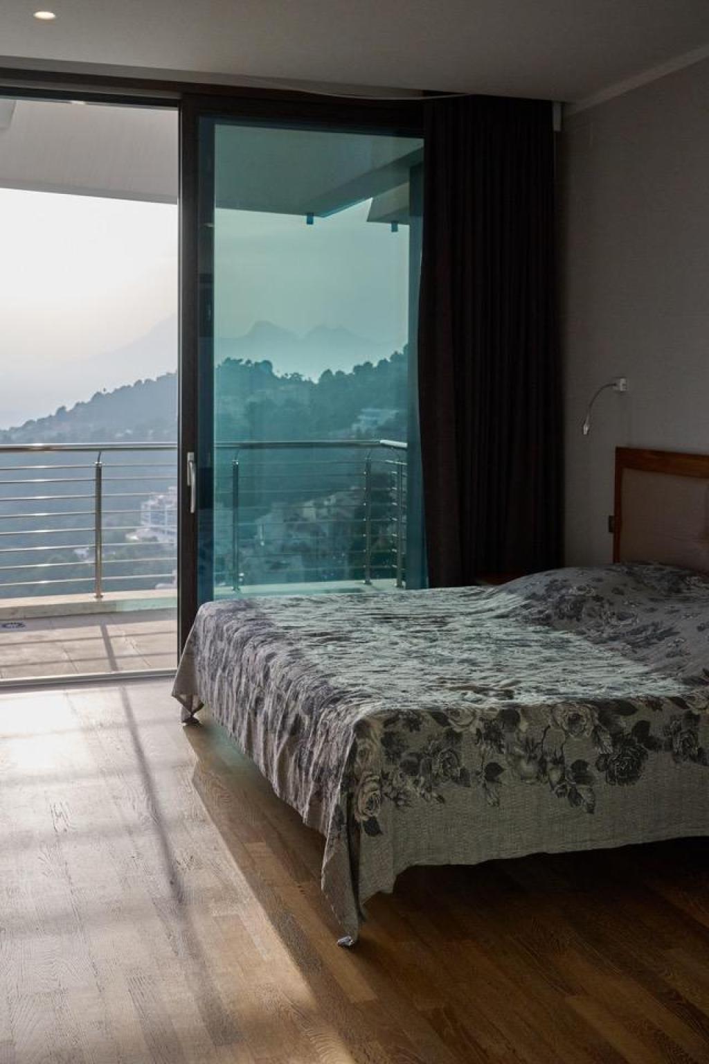 5 bed villa in Altea