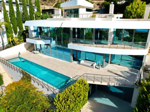 5 bed villa in Altea