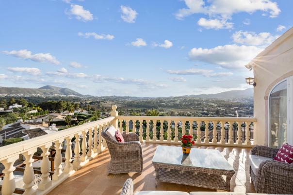 5 bed villas in Javea