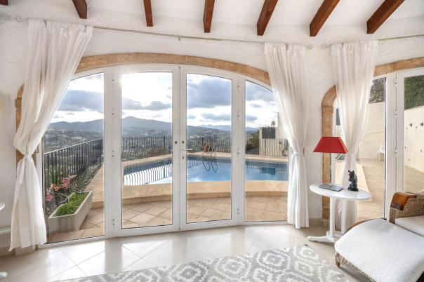 5 bed villas in Javea