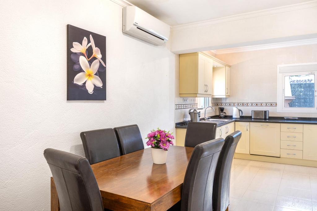5 bed villas in Javea