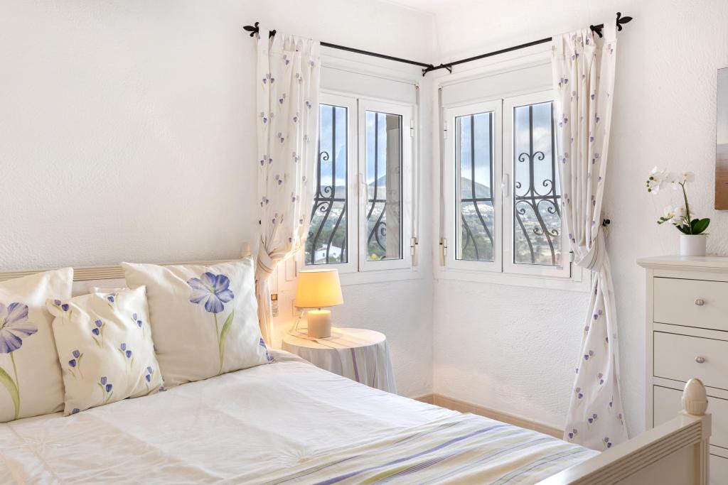 5 bed villas in Javea