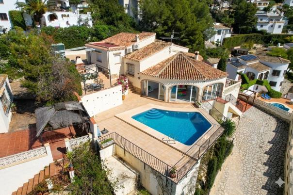 5 bed villas in Javea