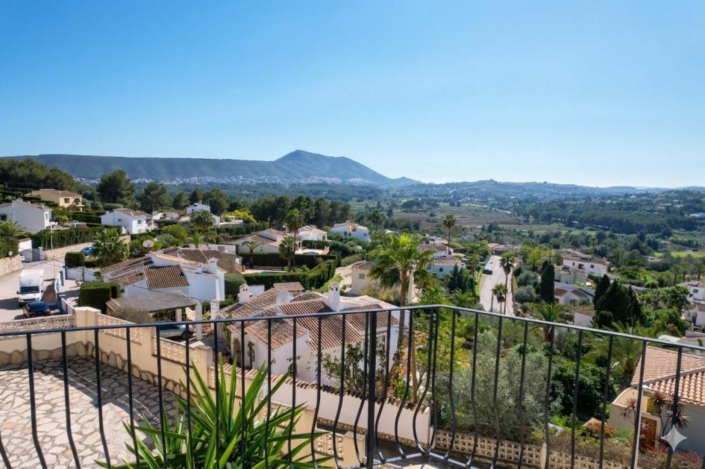 5 bed villas in Javea