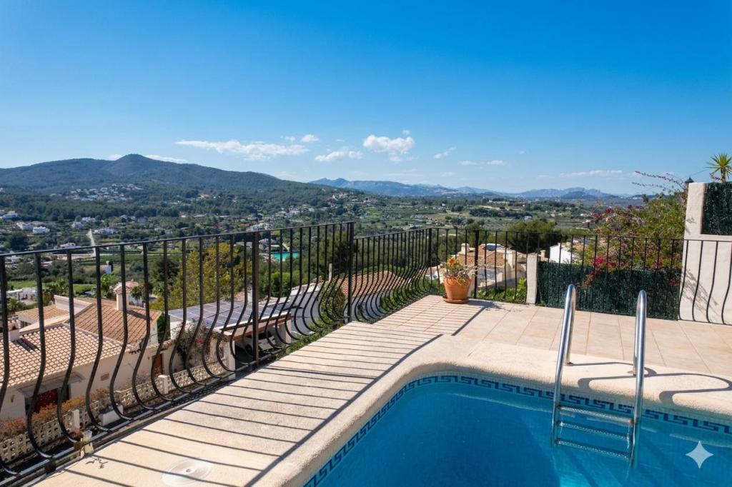 5 bed villas in Javea
