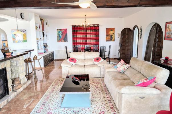 4 bed villa in Moraira