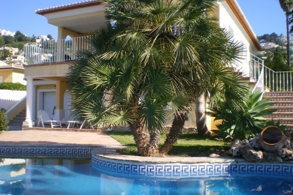 4 bed villas in Moraira