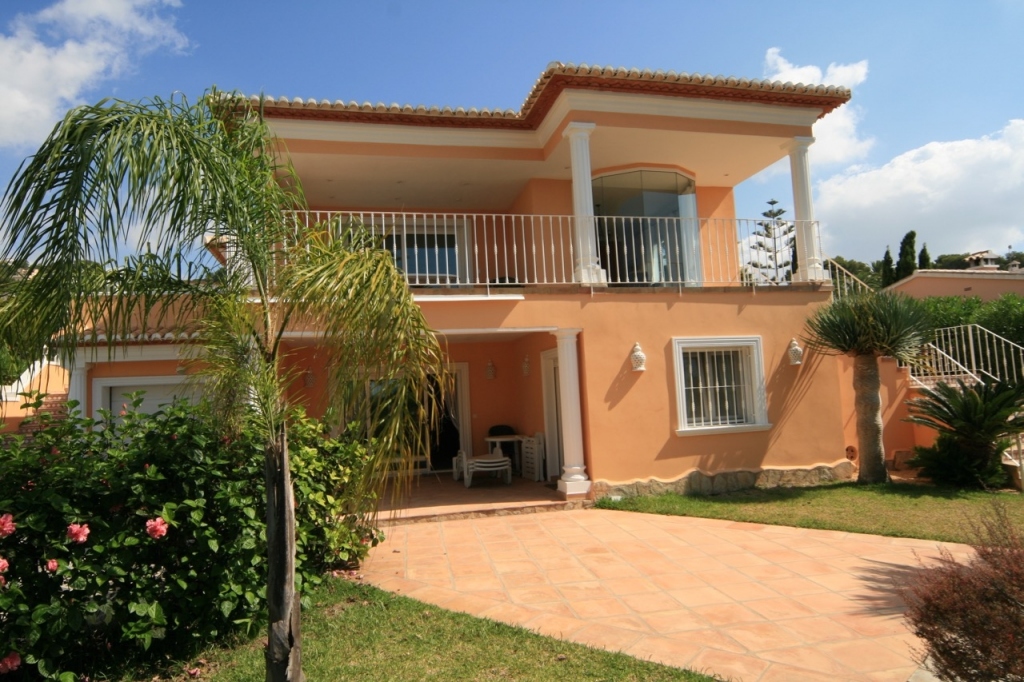 4 bed villas in Moraira