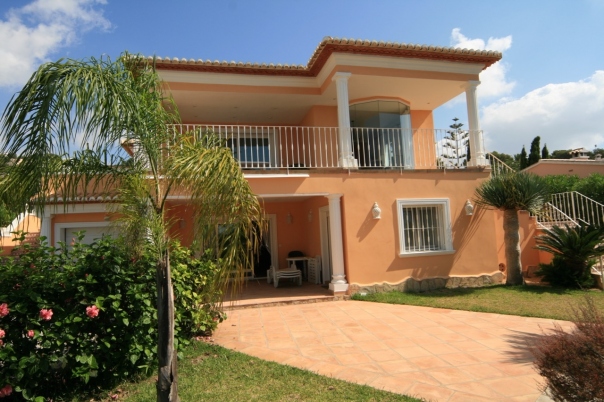 4 bed villas in Moraira
