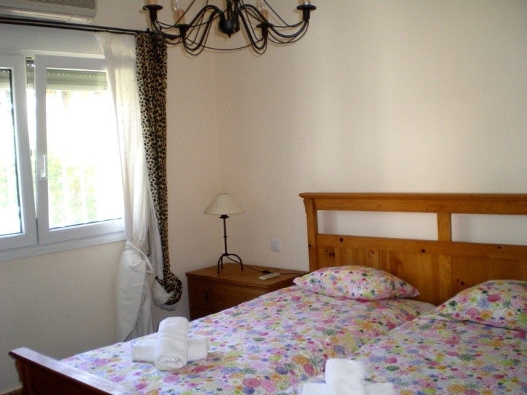 4 bed villas in Moraira