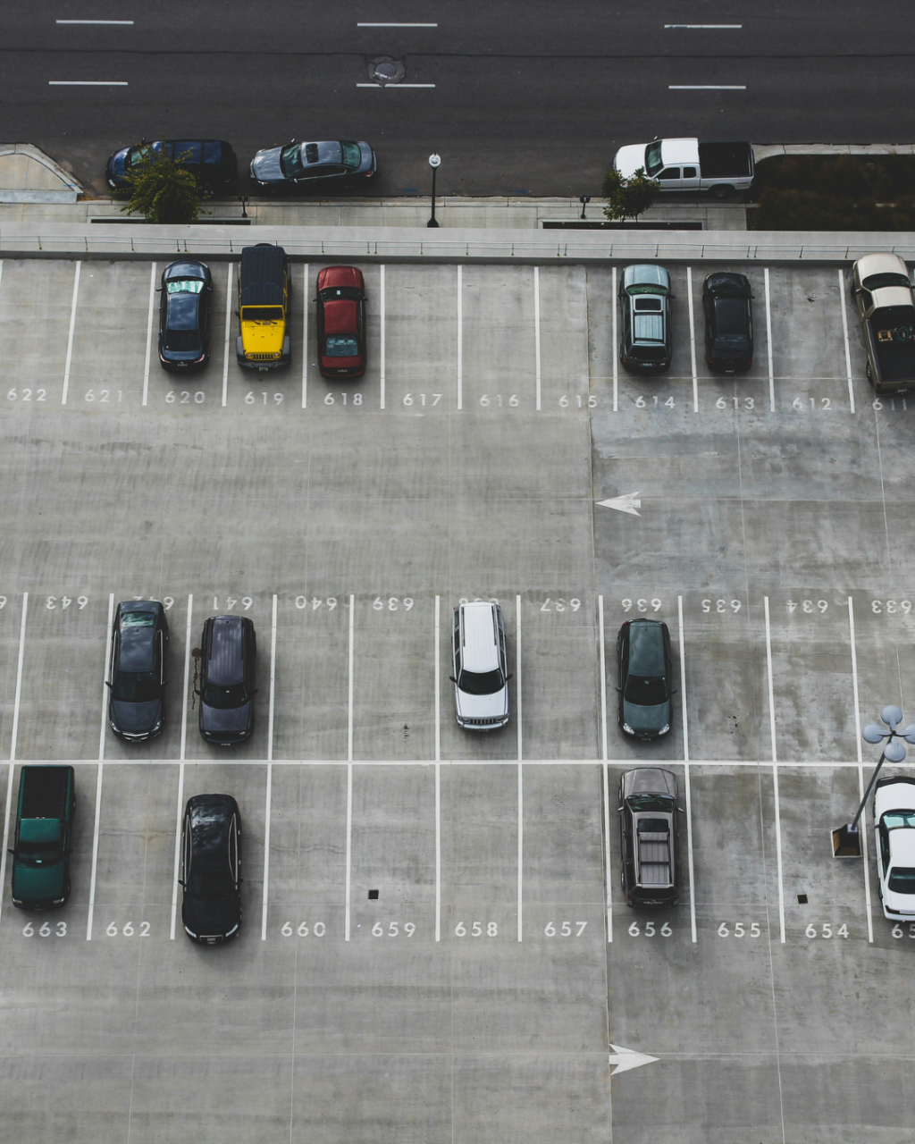 Parking in Moraira: Town Centre, Beaches and Market Day