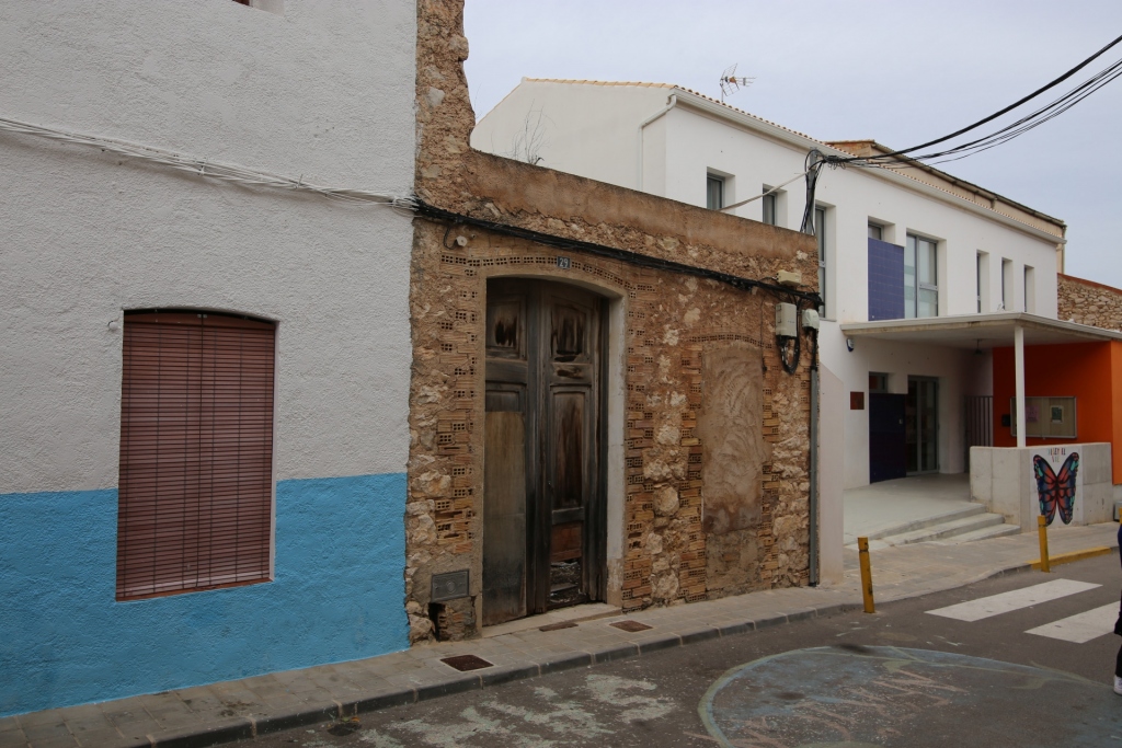 4 bed plot in Tormos