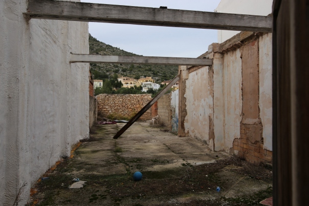 4 bed plot in Tormos