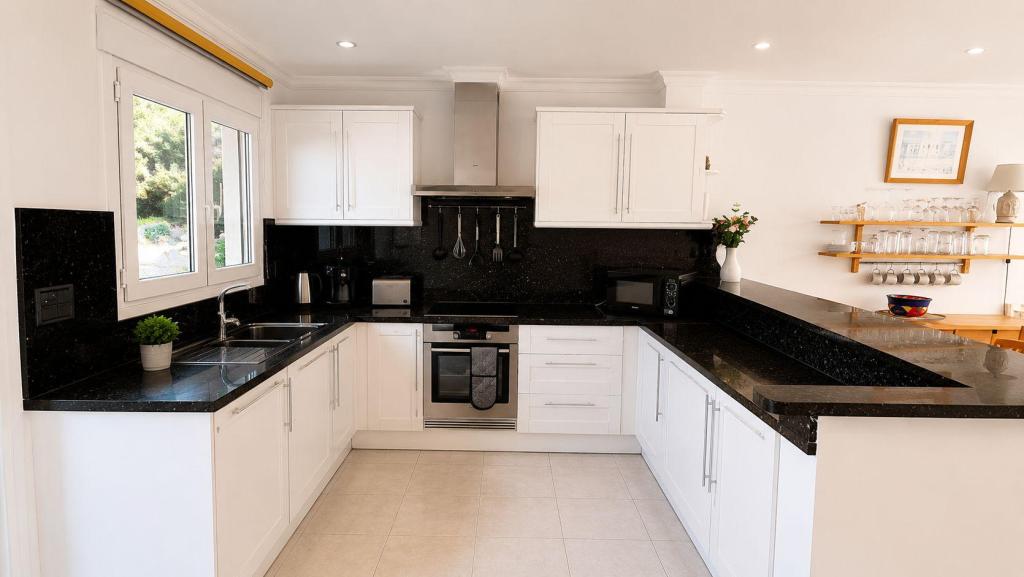 2 bed apartment in Benissa