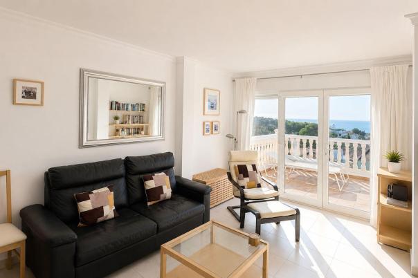 2 bed apartment in Benissa