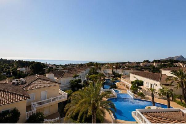 2 bed apartment in Benissa