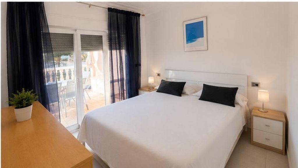 2 bed apartment in Benissa