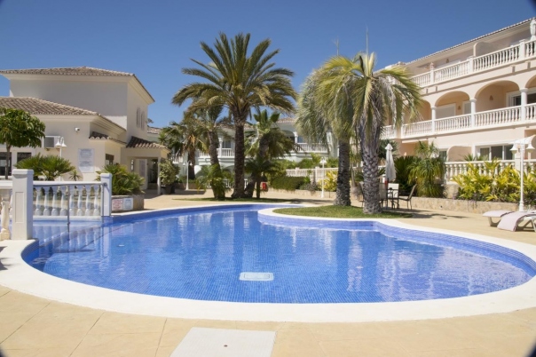 2 bed apartment in Benissa
