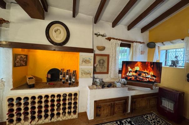 3 bed finca in Teulada