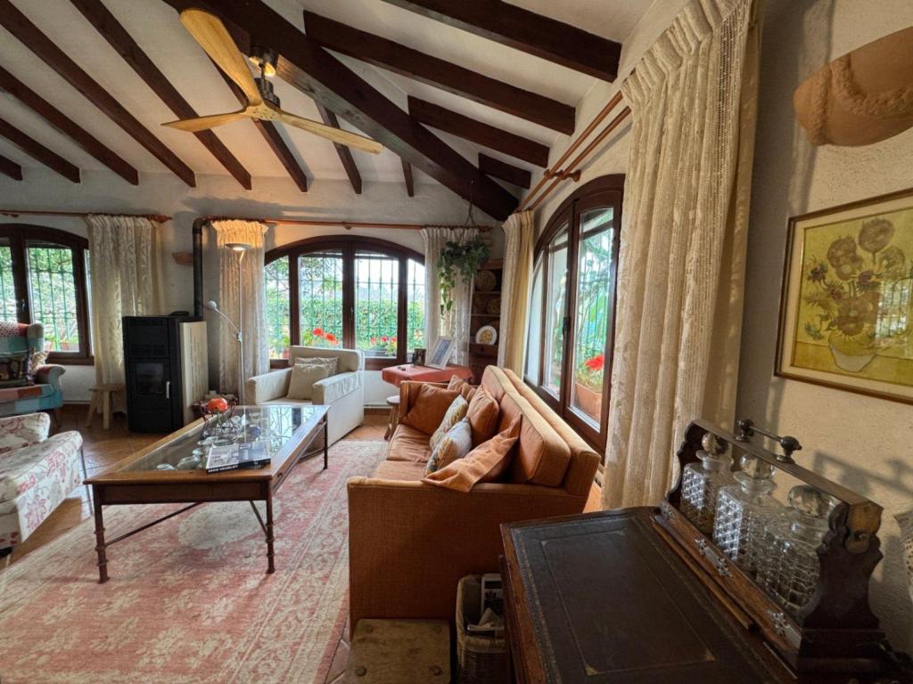 3 bed finca in Teulada