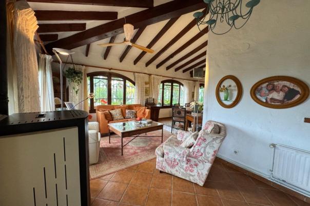 3 bed finca in Teulada