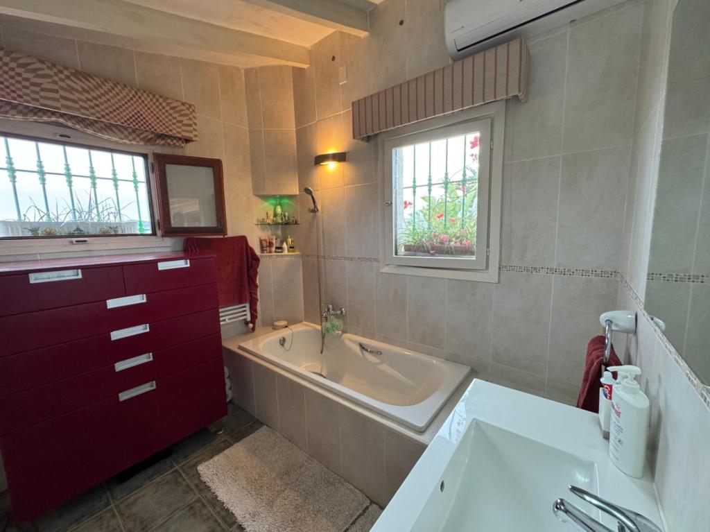 3 bed finca in Teulada