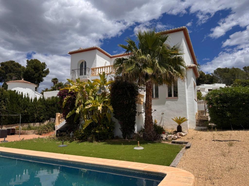 5 bed villa in Moraira