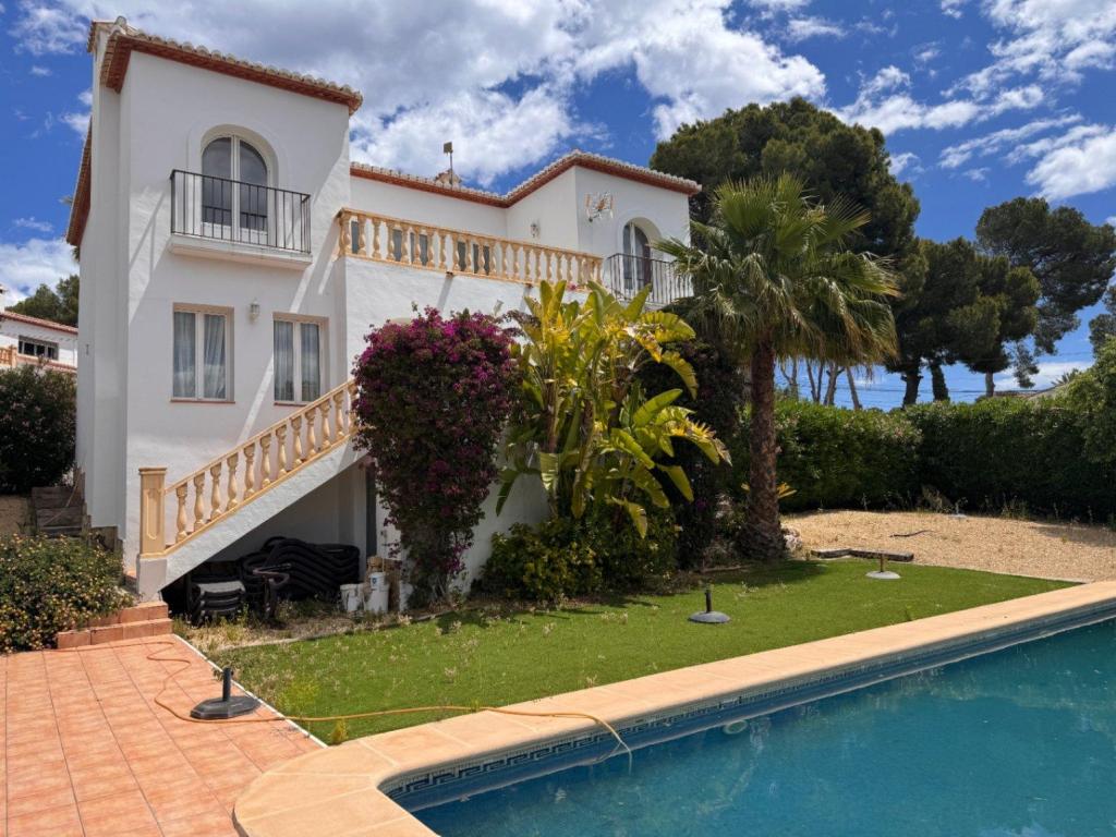 5 bed villa in Moraira