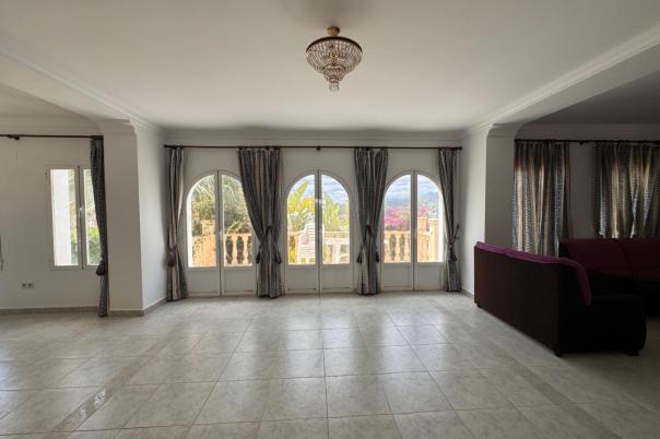 5 bed villa in Moraira