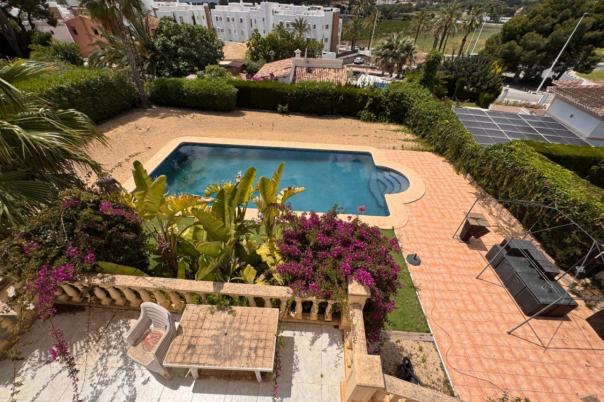 5 bed villa in Moraira