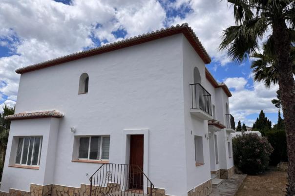 5 bed villa in Moraira