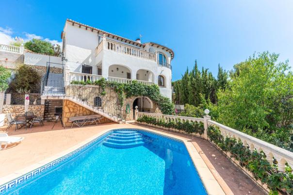 4 bed villa in Benissa