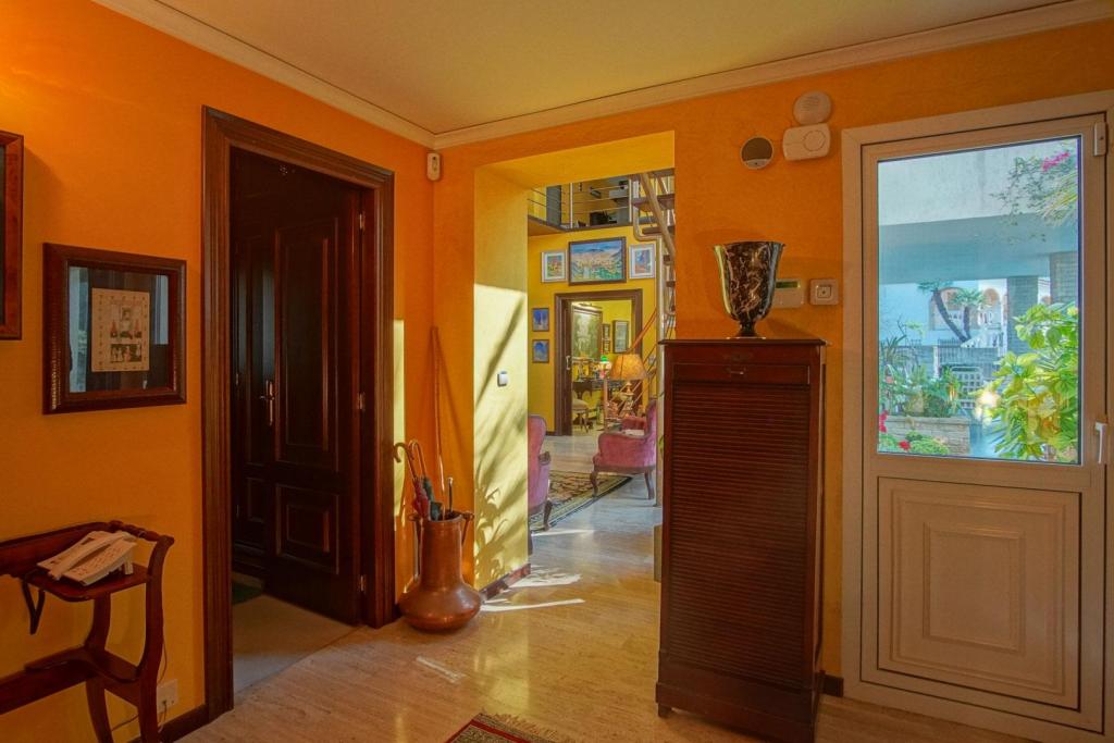 4 bed villa in Denia