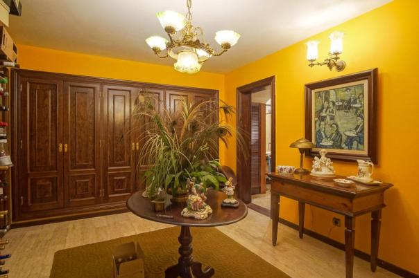 4 bed villa in Denia