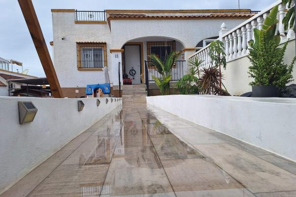 3 bed chalet in San Fulgencio