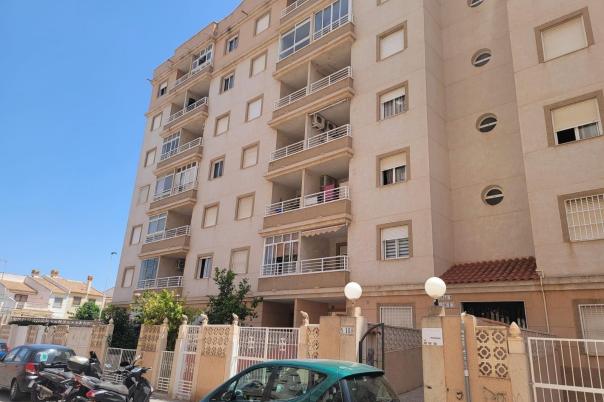 2 bed apartment in Torrevieja