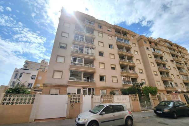 2 bed apartment in Torrevieja