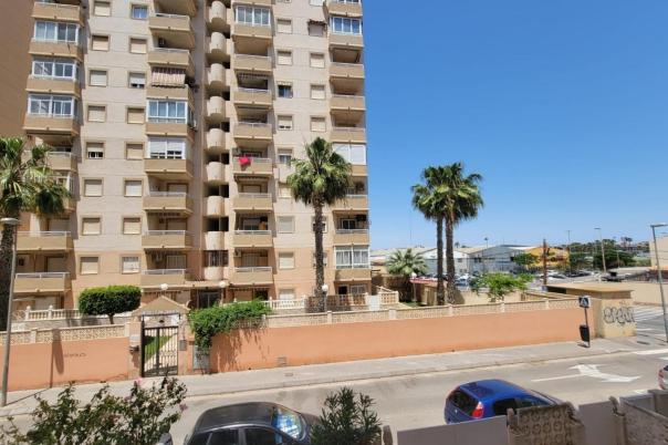 2 bed apartment in Torrevieja