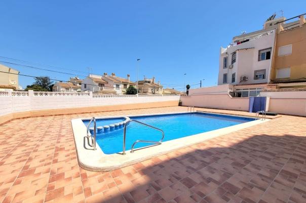 2 bed apartment in Torrevieja