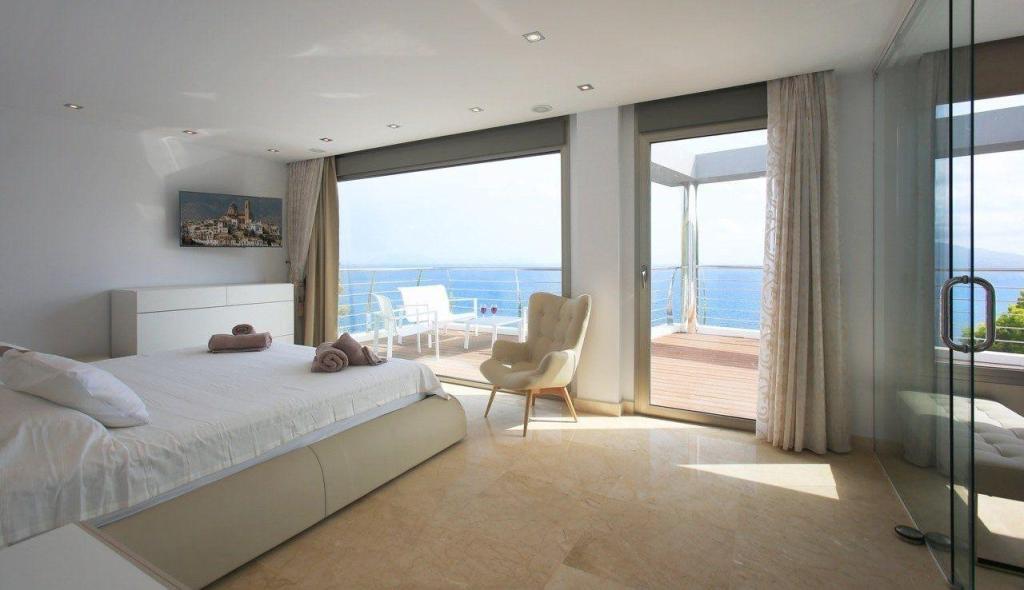 6 bed villa in Altea