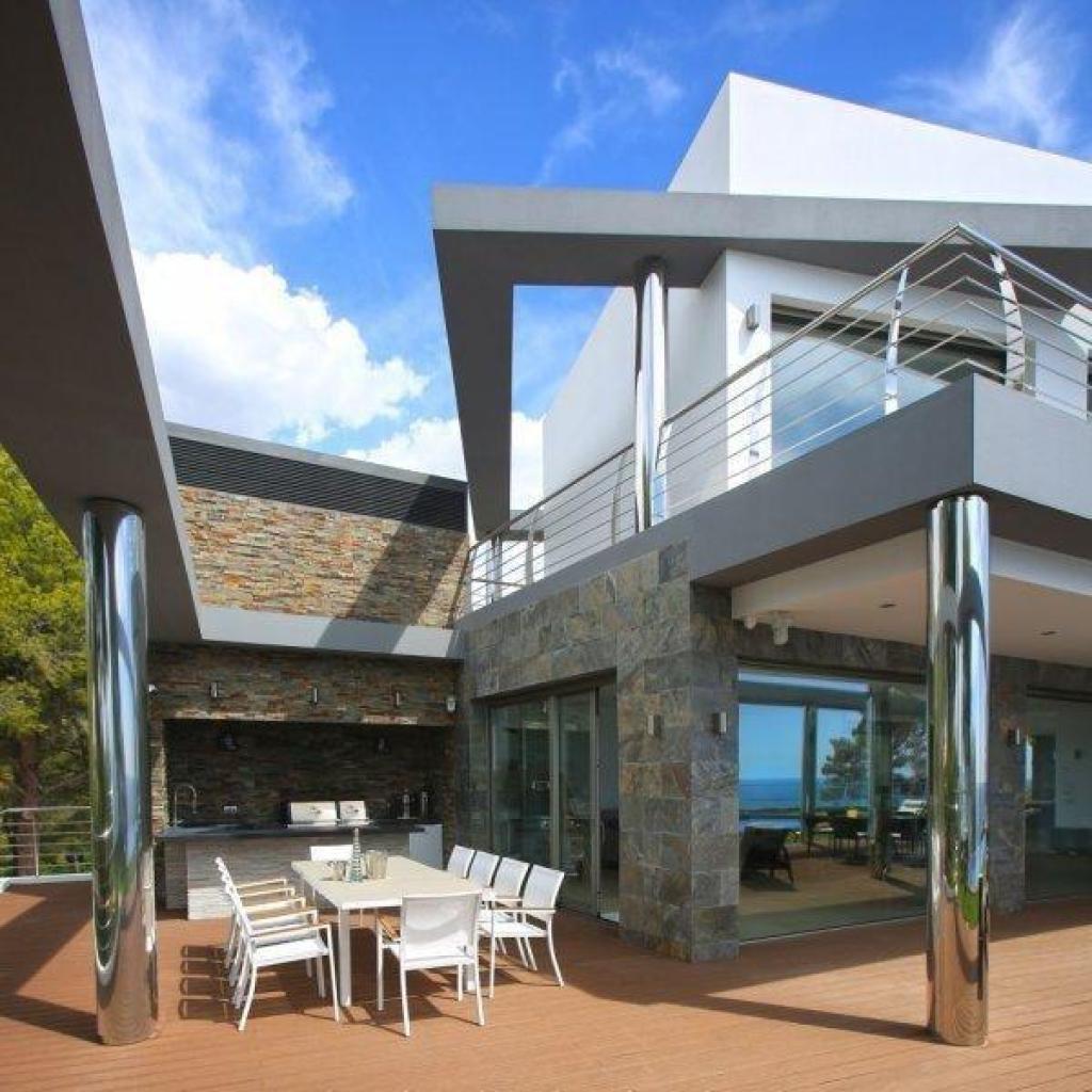 6 bed villa in Altea