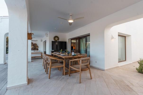6 bed villas in Moraira