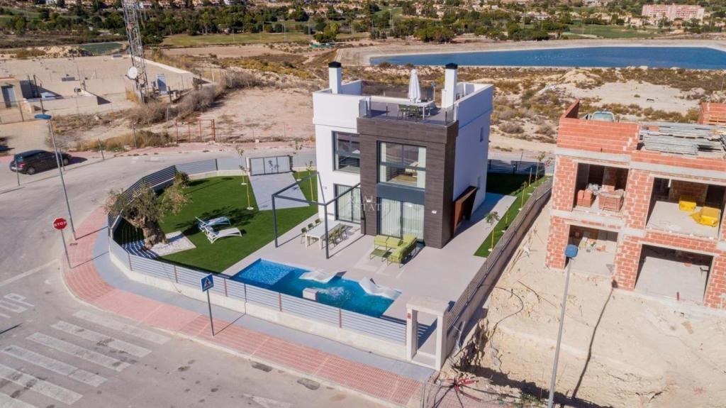 3 bed villa in Mutxamel