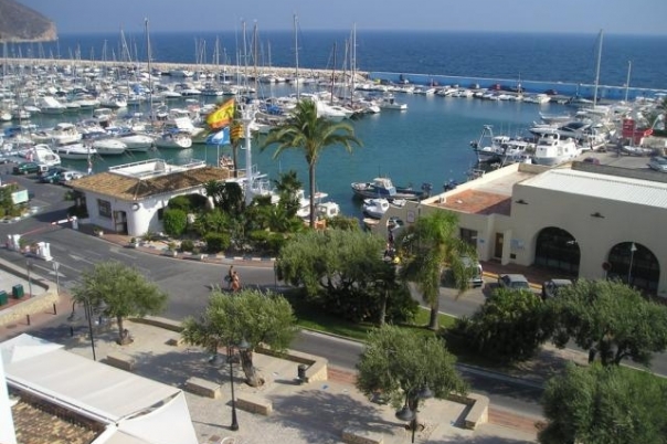 Color Villas Internacional - Inmobiliaria Moraira