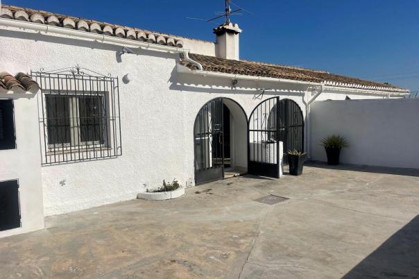 2 bed villa in Benitachell