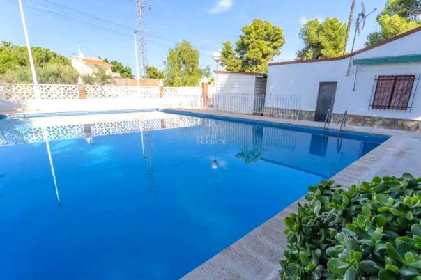 4 bed country house in Elche/Elx