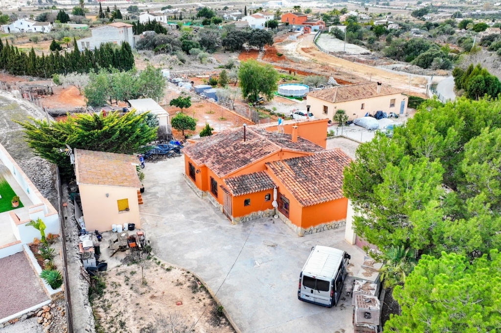 5 bed finca / country property in Benissa