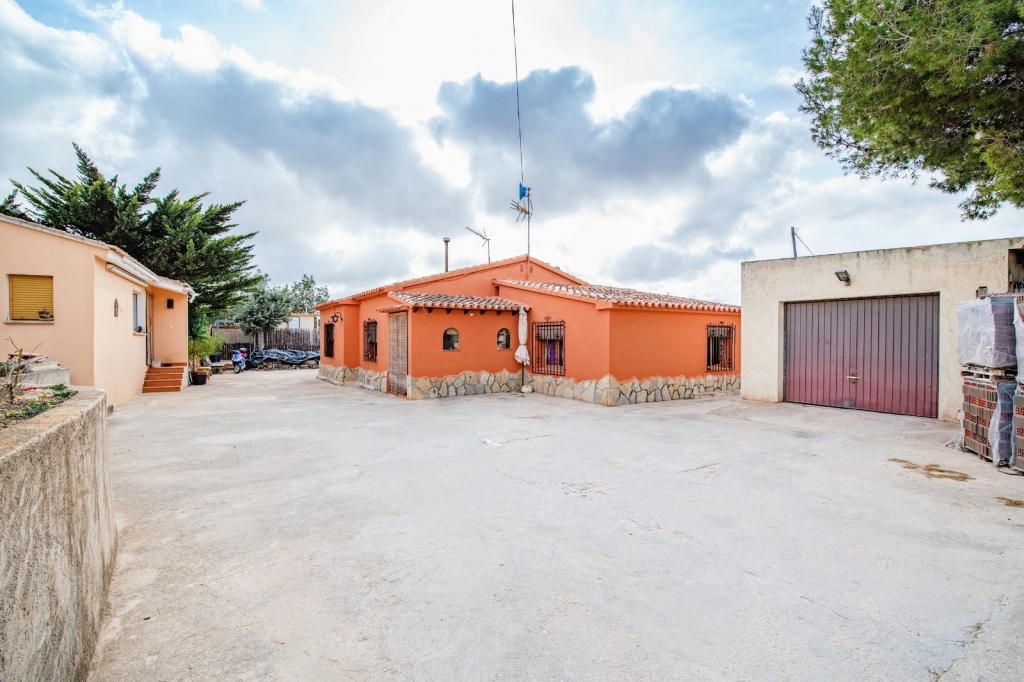 5 bed finca / country property in Benissa