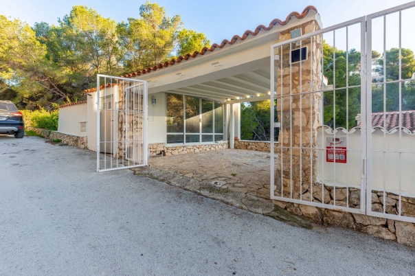 4 bed villa in Benissa