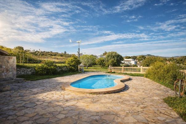 3 bed finca in Benitachell